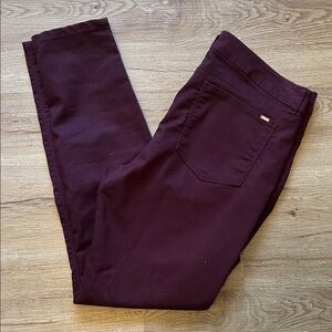 Apt. 9 size 10 Women's Dark Burgundy Skinny Jeans